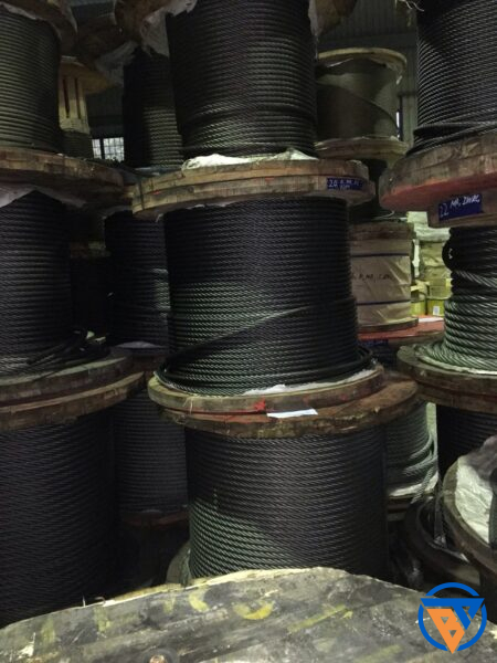 Cap Thep Universal Trung-my